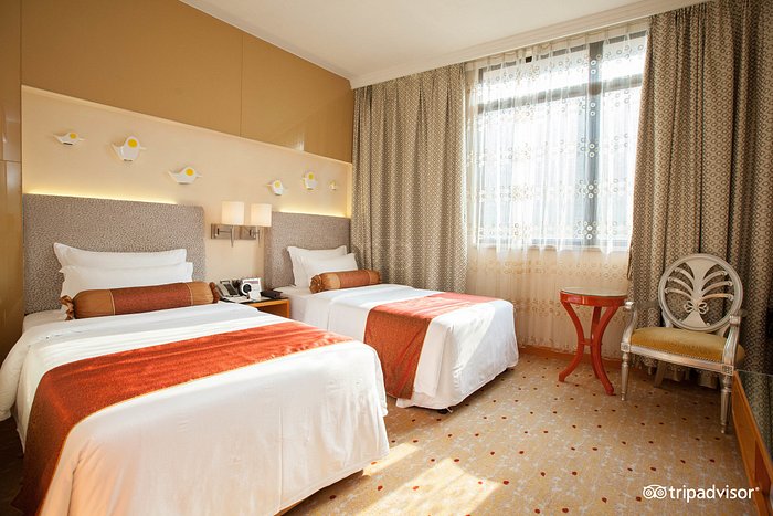 The Standard Trendy Room at the Metropole Hotel Macau
