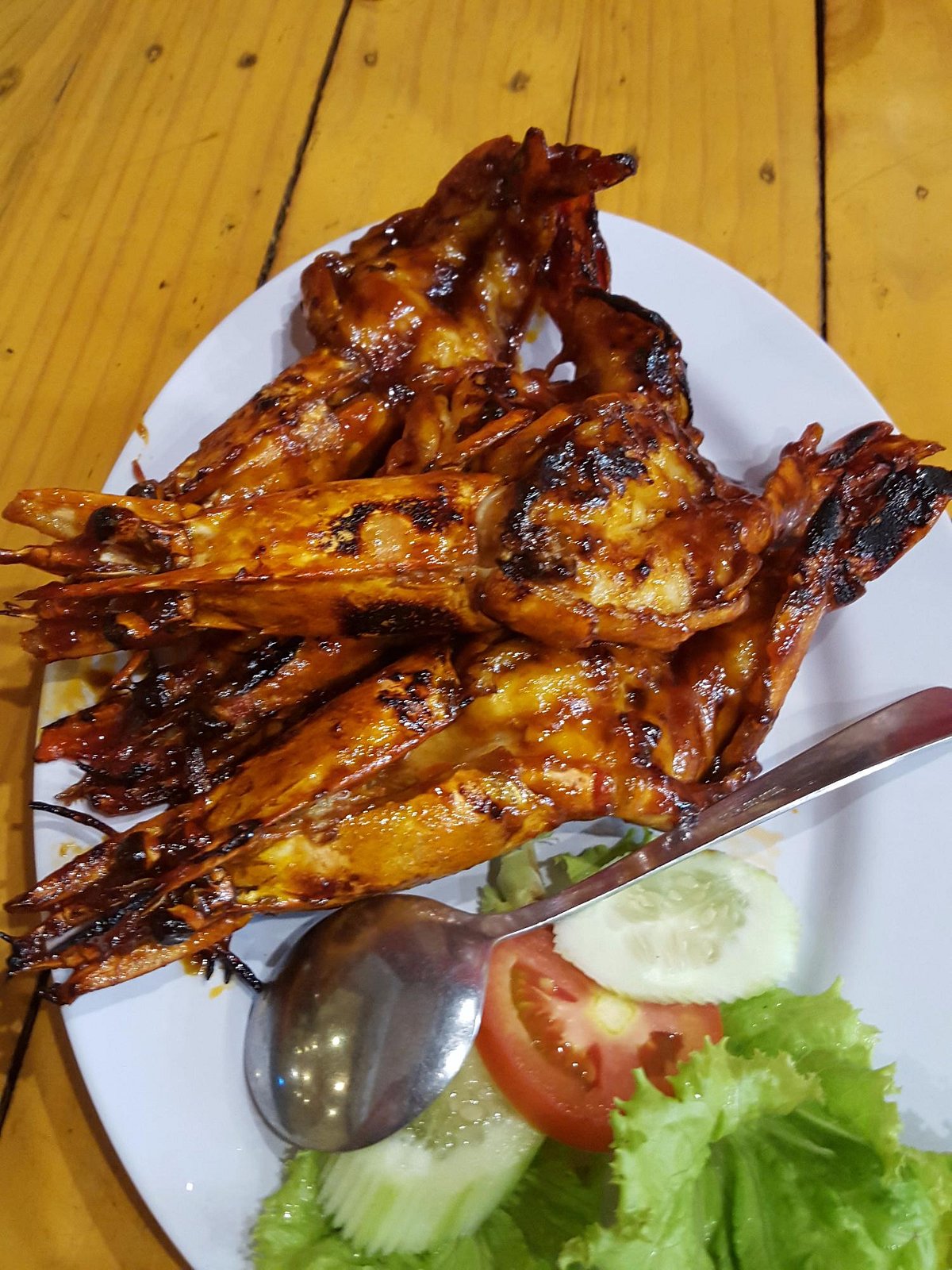RAJA UDANG RESTO, Balikpapan - Restaurant Reviews, Photos & Phone