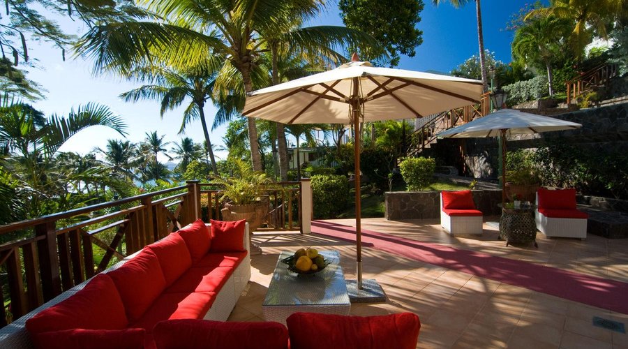 Blue Tropic terrace