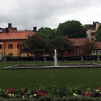 Hermosa plaza en Estocolmo