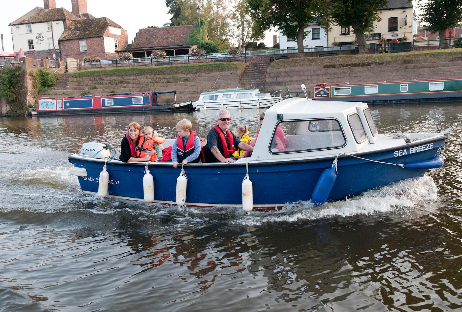 boat trip upton on severn