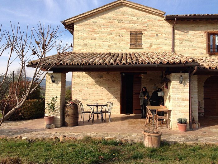 AGRITURISMO LA TANA DEL LUPO - B&B Reviews & Price Comparison