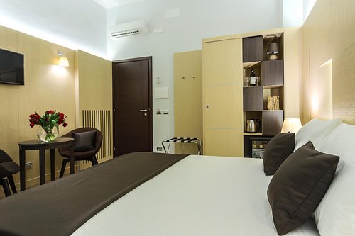 DOMUS TERENZIO - Prices & Guest house Reviews (Rome, Italy)