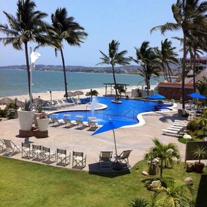 Beachfront Pool