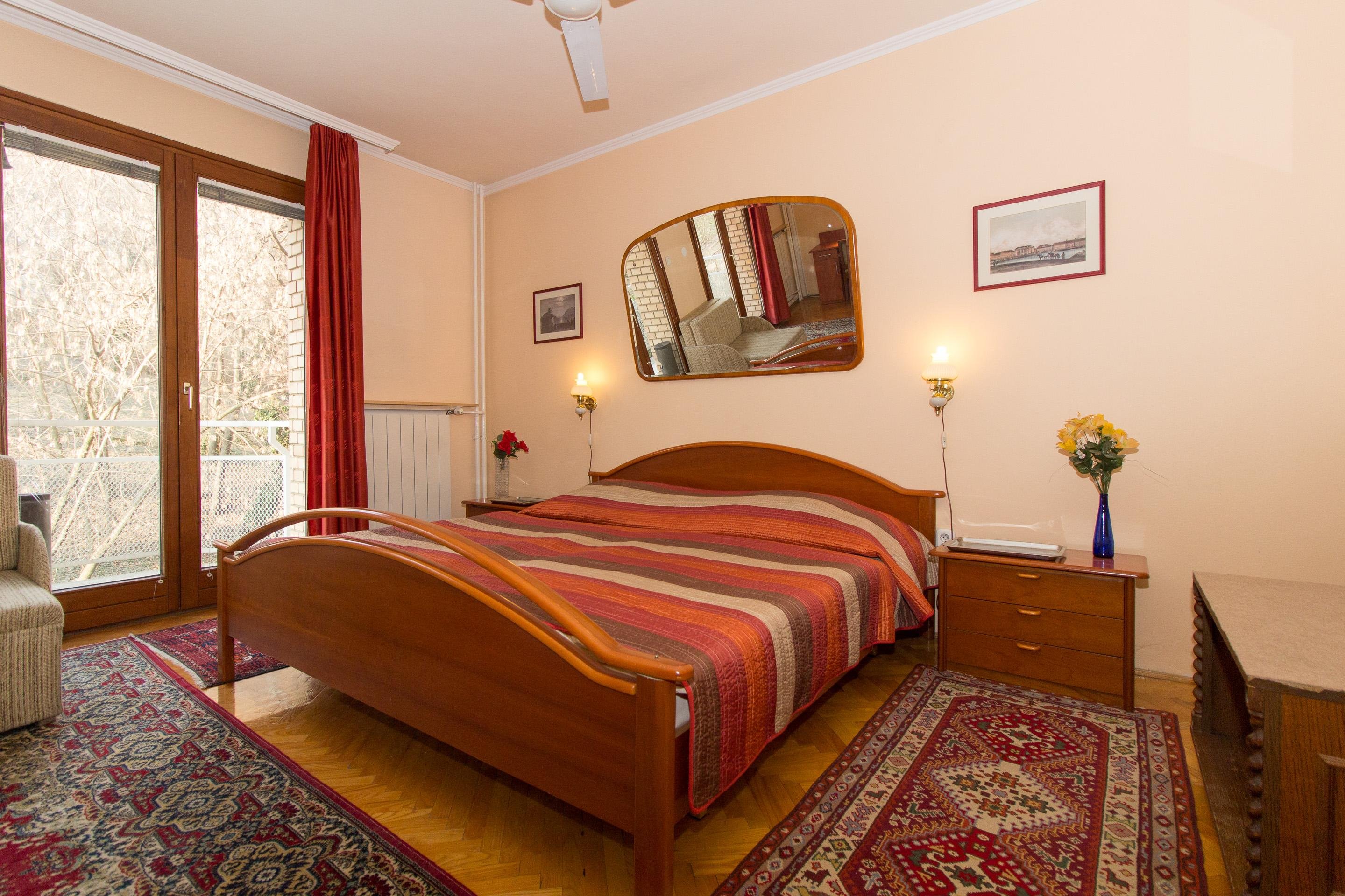 BUDAVAR BED & BREAKFAST - Updated 2024 Prices & B&B Reviews (Budapest ...