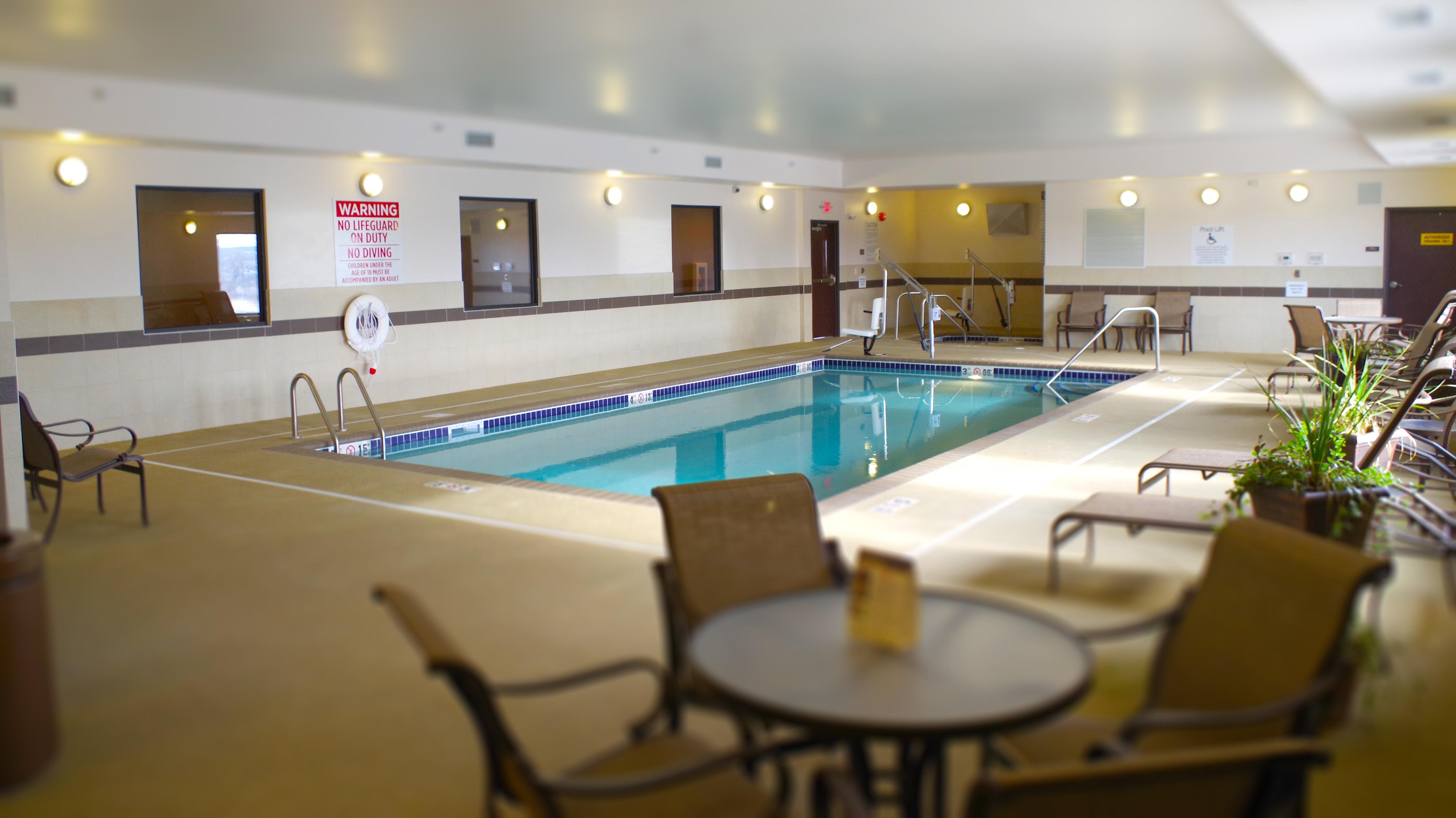 Hotel photo 36 of Best Western Plus Lincoln Inn & Suites.