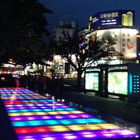 Urban Spotlight - Alfresco Exhibits at Central Park