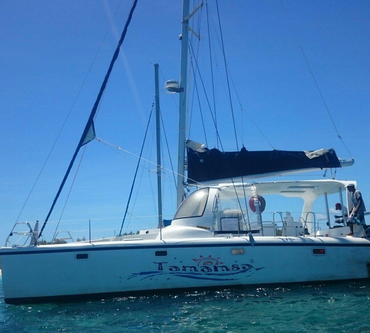 catamaran tamamsa