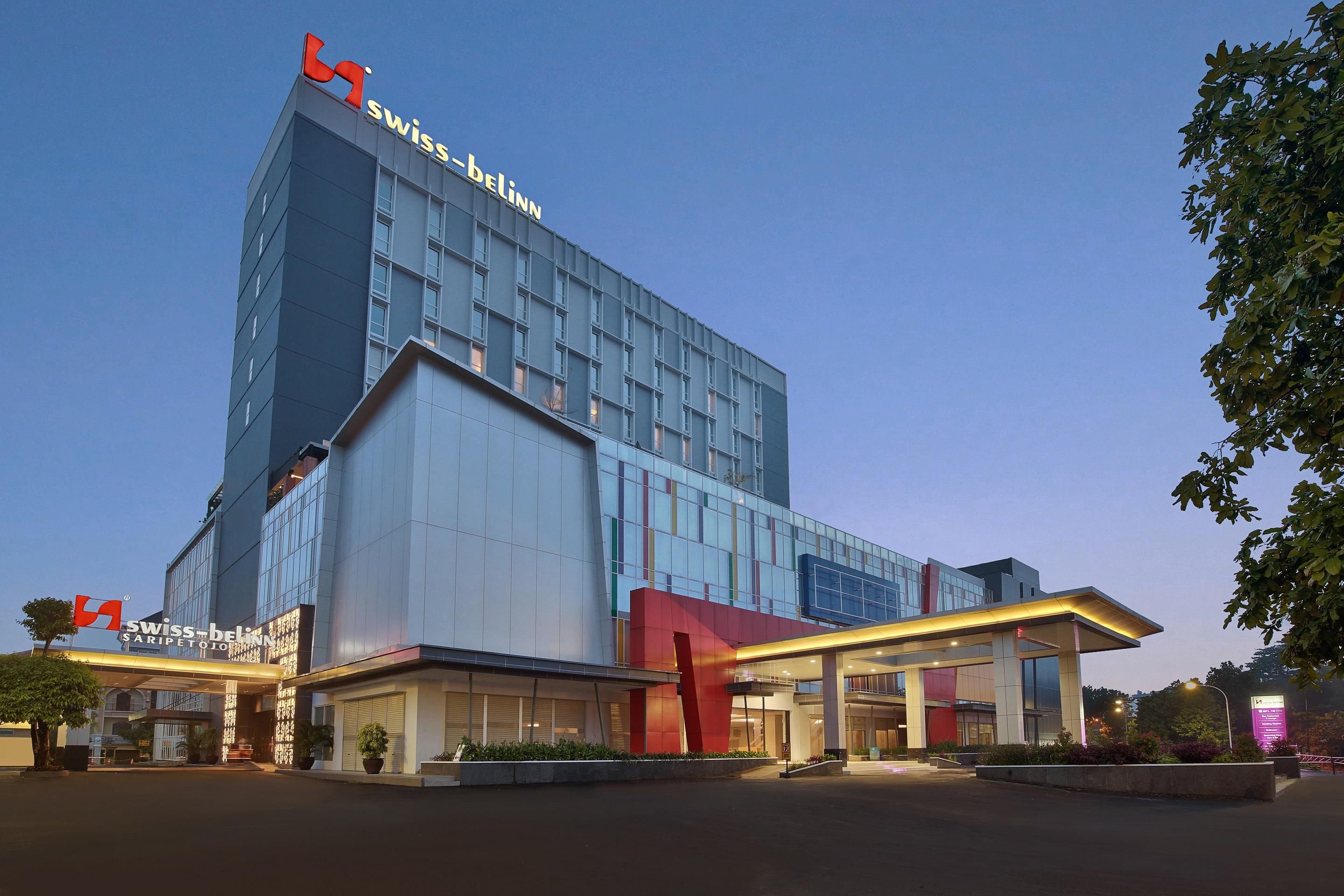 Hotel photo 2 of Swiss-Belinn Saripetojo.