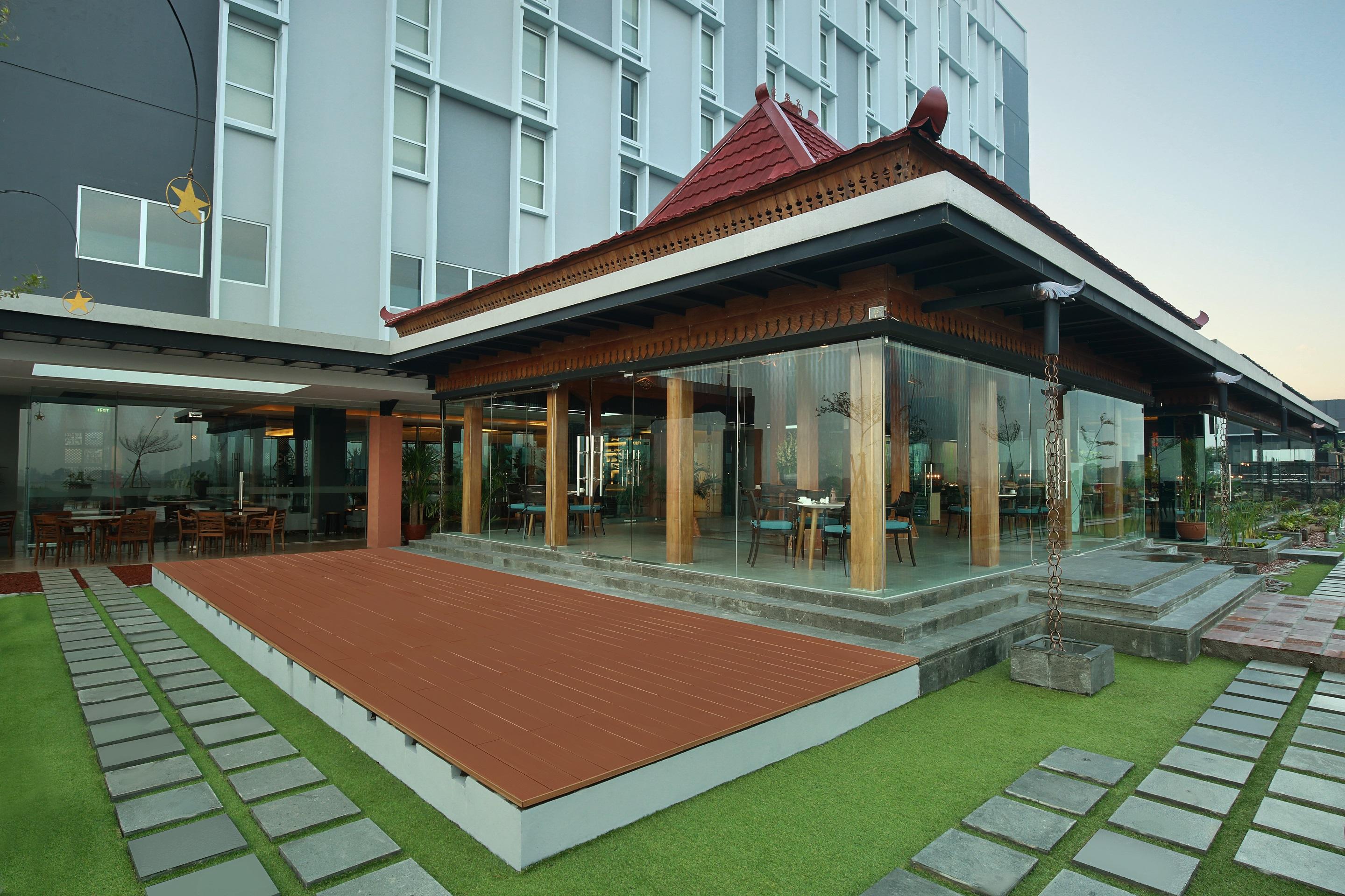 Hotel photo 3 of Swiss-Belinn Saripetojo.