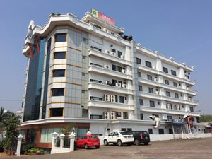 Dass Continental in Thrissur, image may contain: Hotel, City, Urban, High Rise