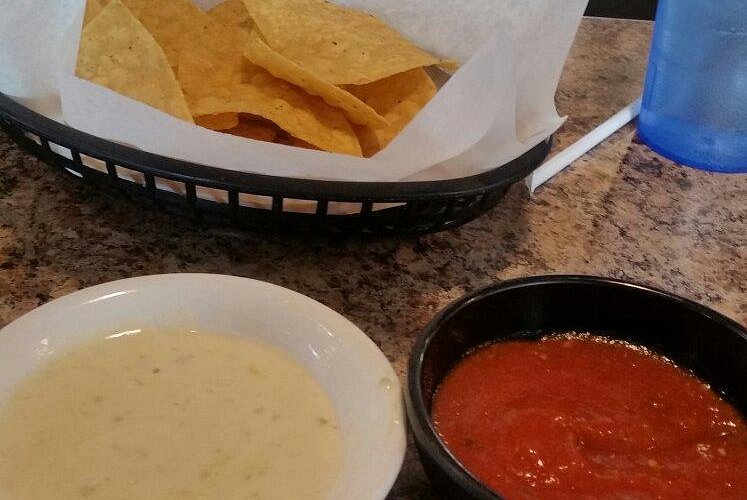Riviera Maya Mexican Bar & Grill
