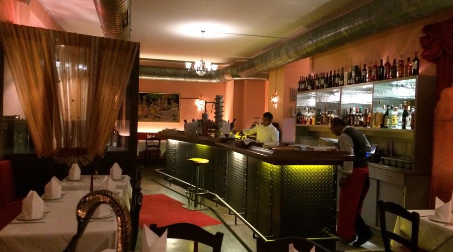 Bar