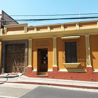 Casa Mima. De frente