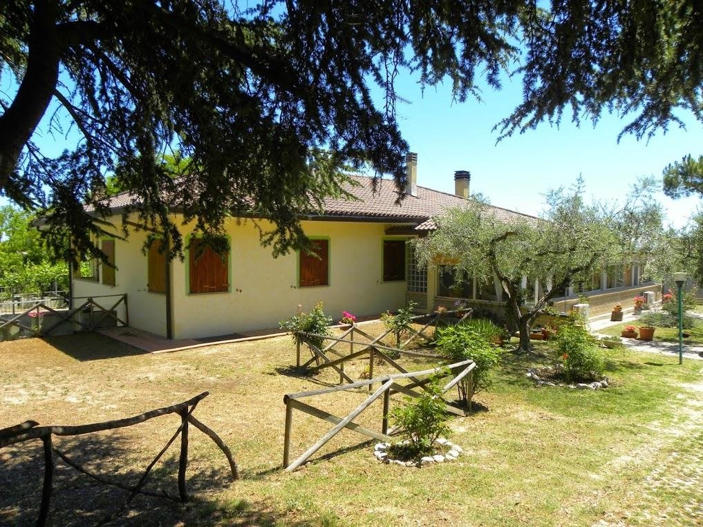 VILLA ROSABELLA - TURISMO RURALE - B&B Reviews (Fano, Italy)