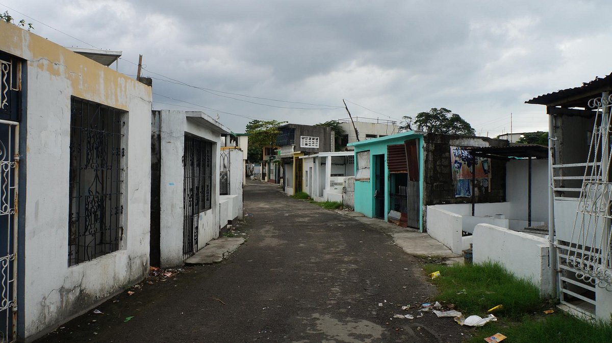 Manila North Cemetery, Манила - Tripadvisor