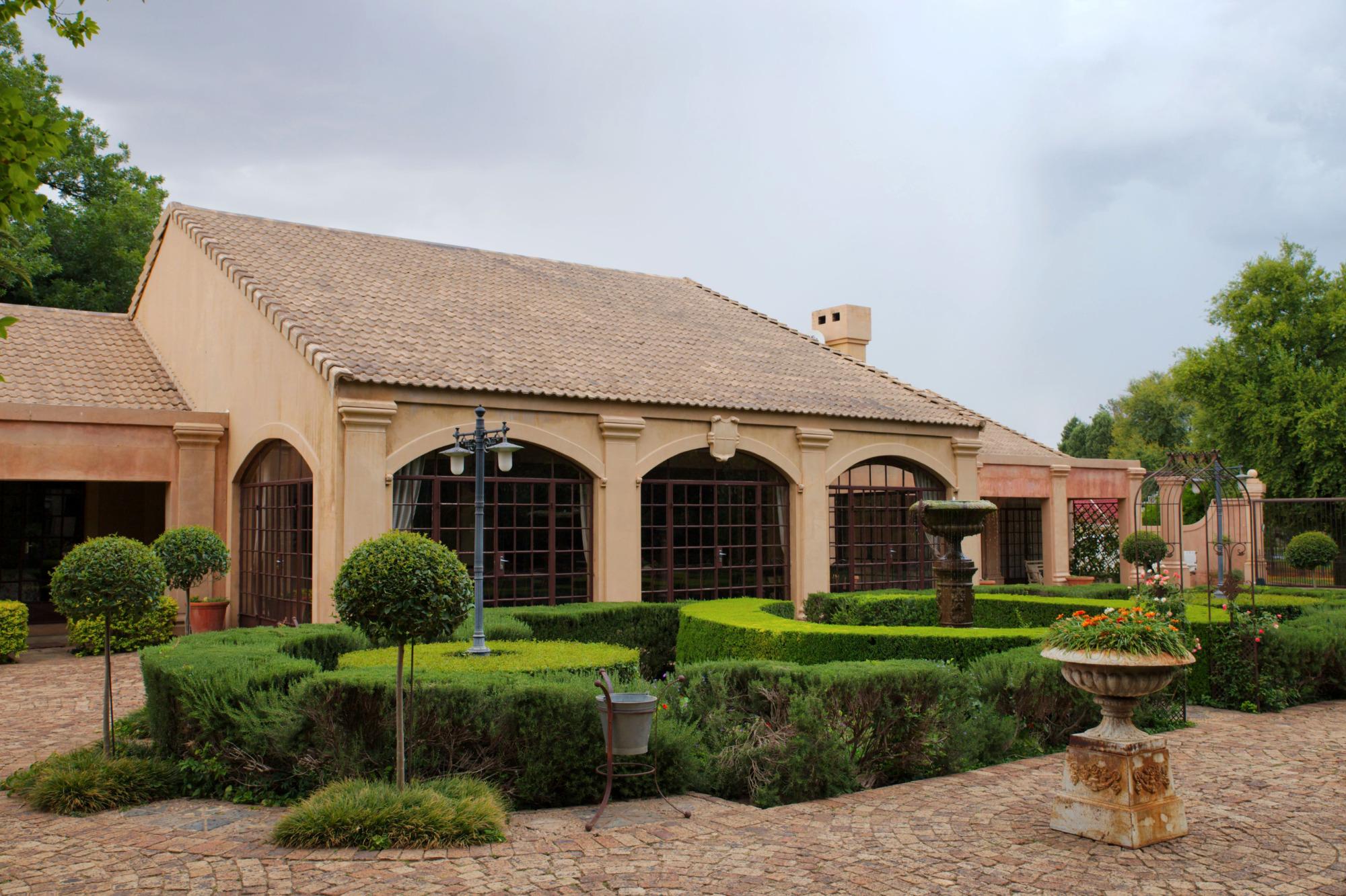 SECRET PLACE - Guesthouse Reviews & Photos (Parys, South Africa ...