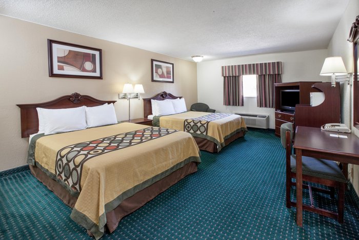 SUPER 8 BY WYNDHAM CLINTON - Updated 2024 Prices & Hotel Reviews (OK)