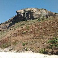 Pedra da Tartaruga vista da praia do perigoso