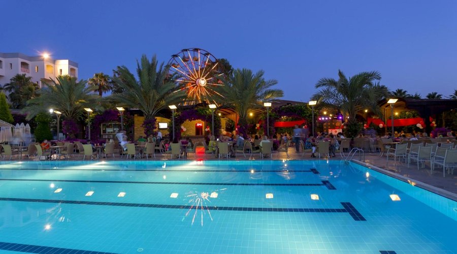Pool Bar