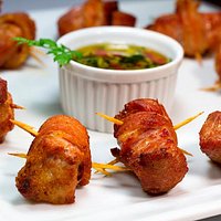 Cubinhos de Picanha de porco com bacon