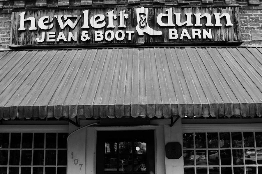 Hewlett & Dunn Jean & Boot Barn image