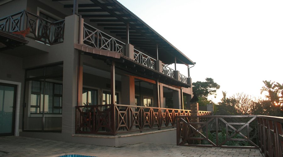 LOMBOK LODGE