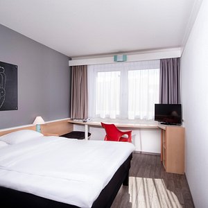 Hotel ibis Berlin City Nord in Berlin, image may contain: Hotel, City, Plant, Potted Plant