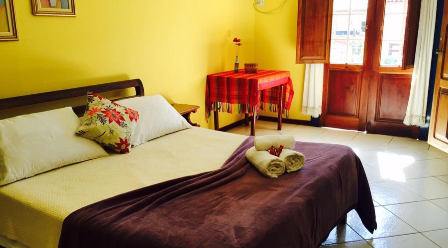 Quarto Casal com Sacada