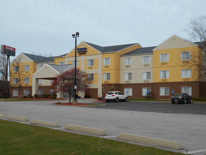 FAIRFIELD INN & SUITES VALPARAISO - Updated 2024 Prices & Hotel Reviews ...