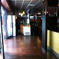 Leo Wok Restaurant