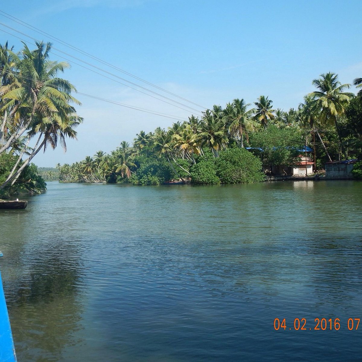 On a country boat to Golden Island! - Review of Ponnumthuruthu Island,  Varkala Town, India - Tripadvisor