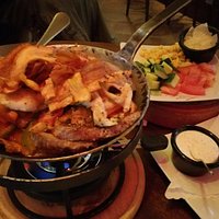 Fajitas with beef and chicken. To go with that a Munich Mule!!! Great choice!!!