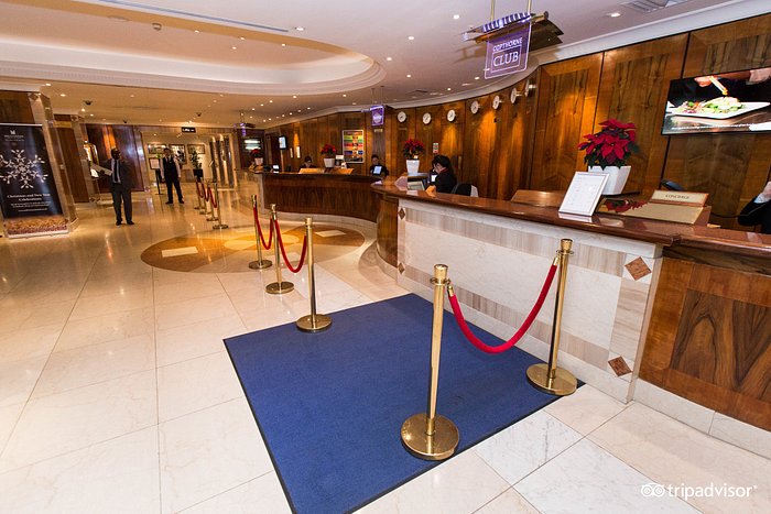 Front Desk at the Copthorne Tara Hotel London Kensington