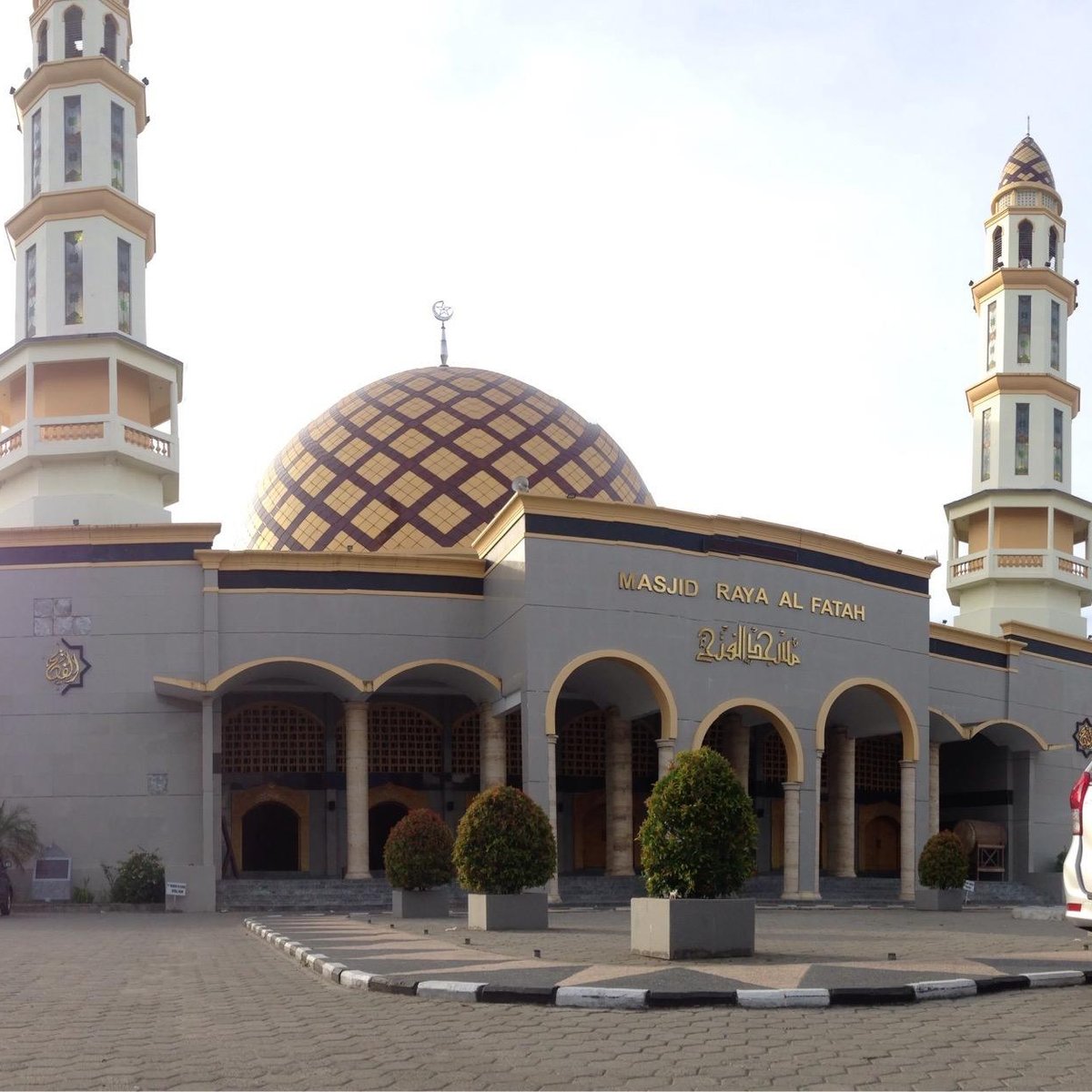 Al-Fatah Great Mosque (Ambon, Indonesia): Address, Free Attraction ...