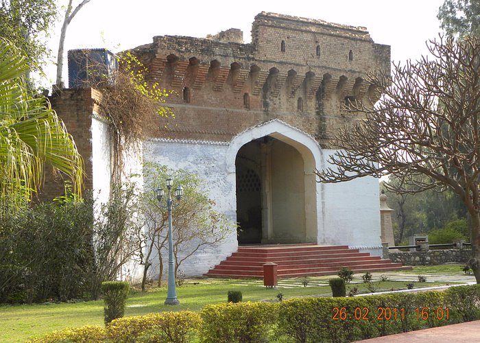 old fort at bhagat singh samadhu