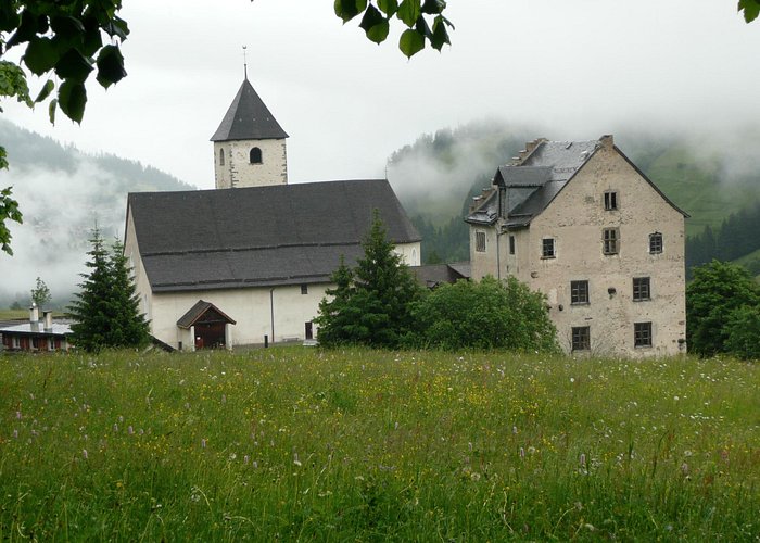 Kirche und Abtgebäude