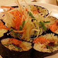Vegetable sushi wrap