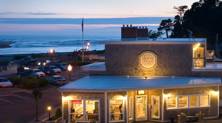 Looking Glass Inn Ocean-View