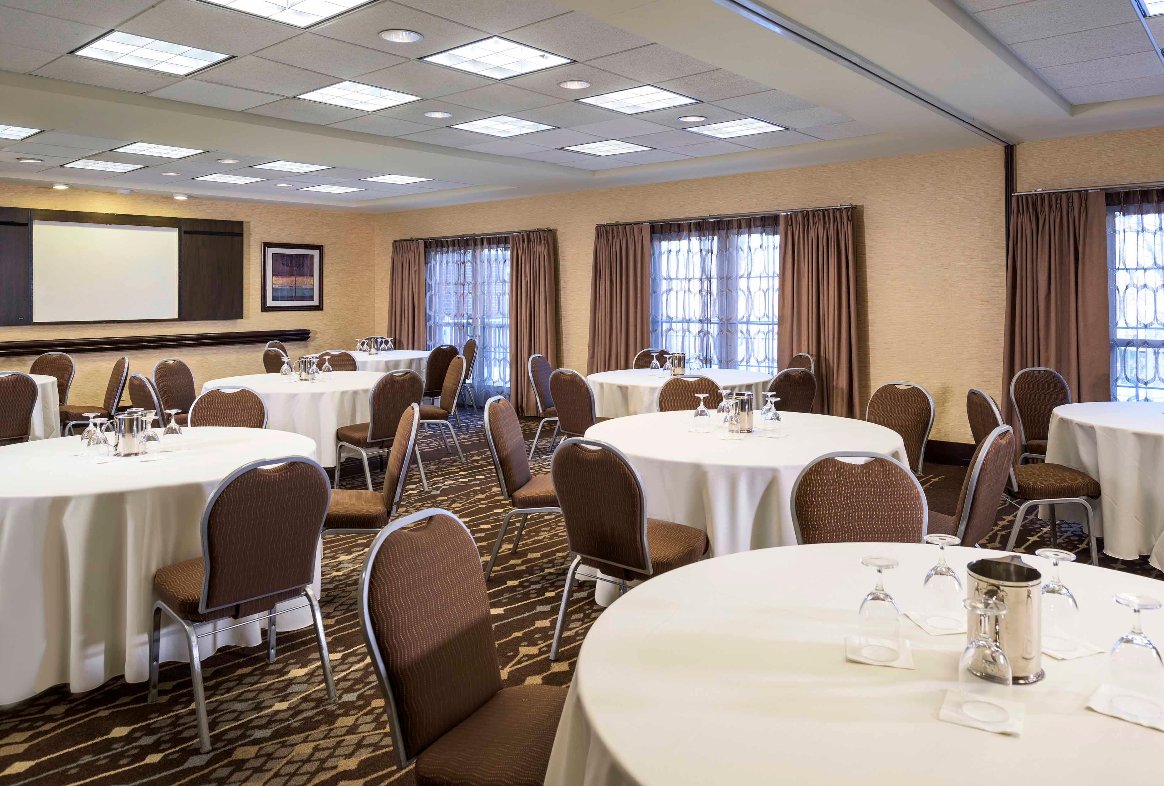 Hotel photo 33 of Hampton Inn & Suites Yonkers.