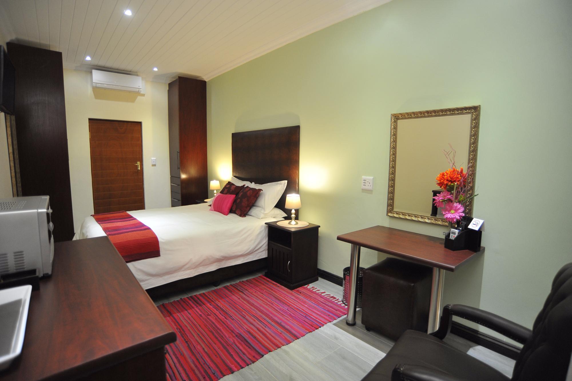 Hotel photo 12 of Sunset Manor Guesthouse.
