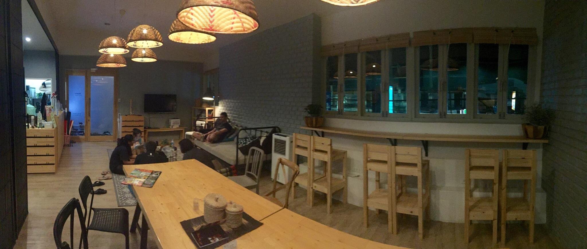 Lupta Hostel by null
