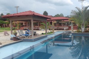 Piscina e praia
