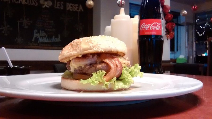 Hamburguesa de la casa... Deliciosa!