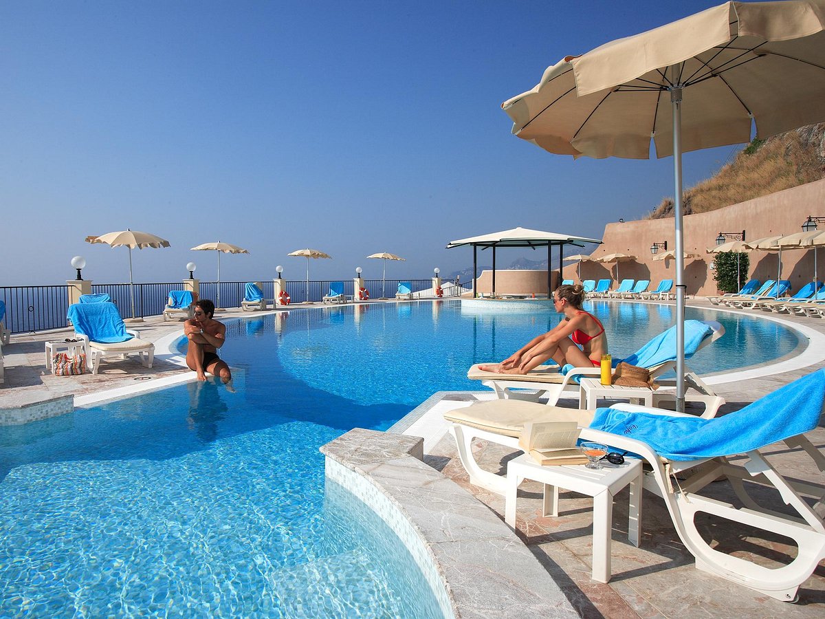 Capo dei Greci Taormina Coast - Resort Hotel &amp; Spa, hotel em Sicília