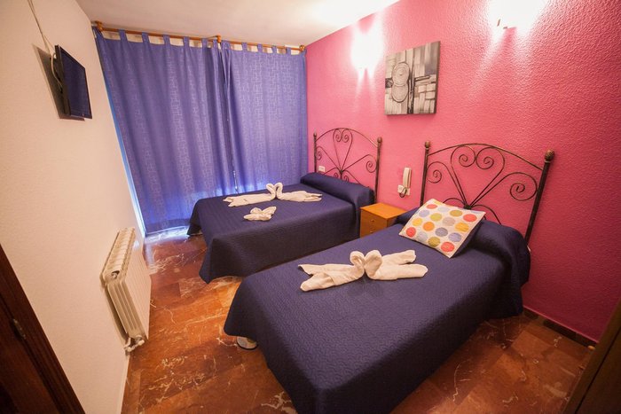 Imagen 2 de Hostal Nevot