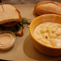 Chicken Cesar sandwich with Mac n cheese