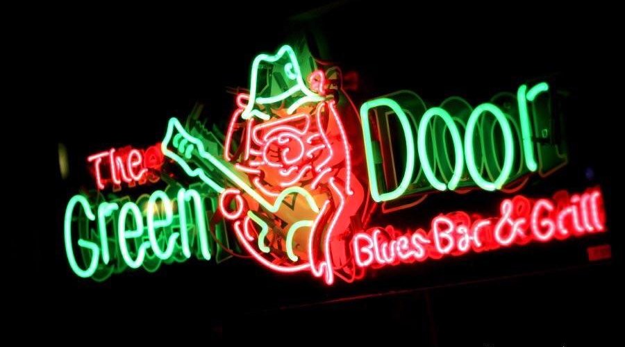 Lansing's Home of Live Entertainment !