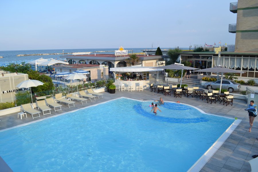 hotel caesar lido di savio