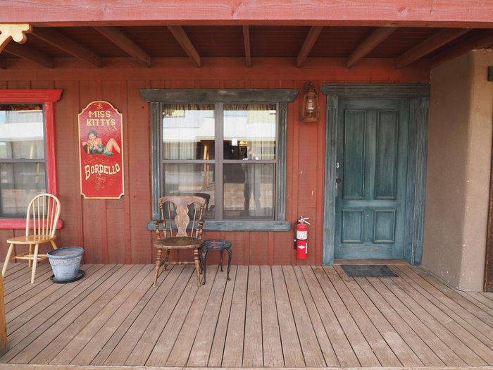 Tombstone Monument Ranch Rooms: Pictures & Reviews - Tripadvisor